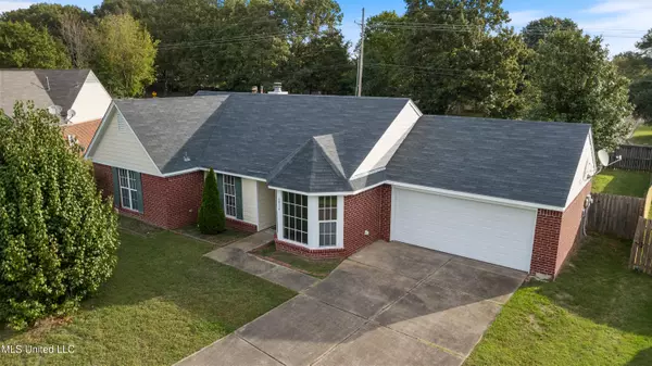 6834 Hunters Crossing, Horn Lake, MS 38637