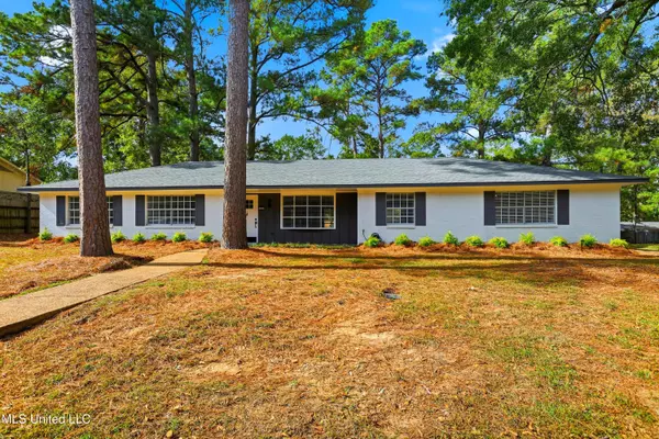 33 Pebble Hill Drive, Brandon, MS 39042