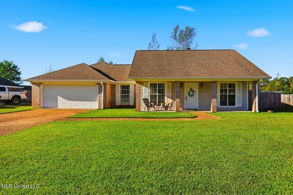 907 Oakwood Cove, Pearl, MS 39208