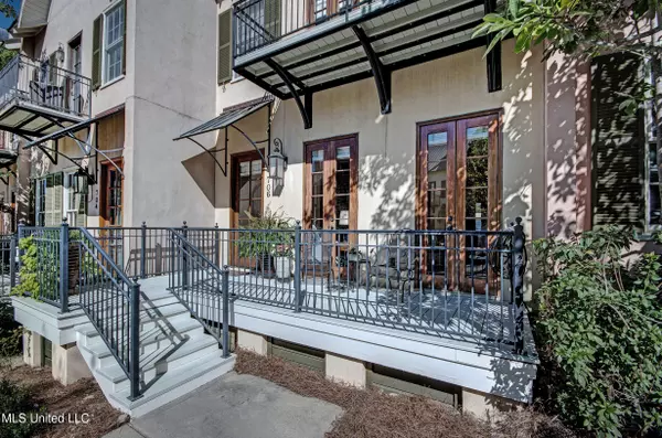 Ridgeland, MS 39157,706 Northlake Avenue