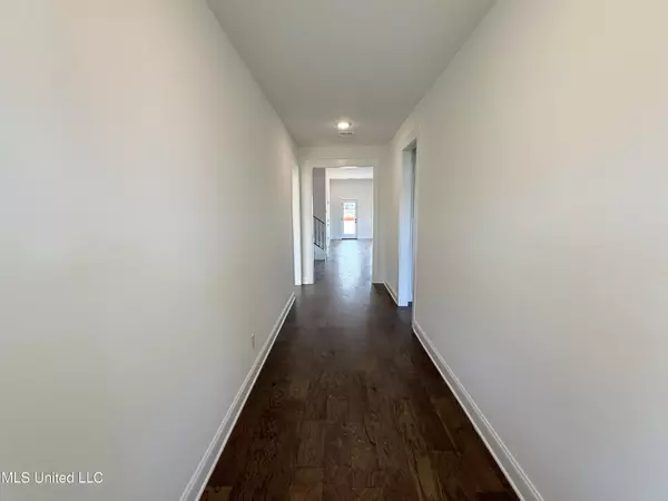 Hernando, MS 38632,767 Wells Drive