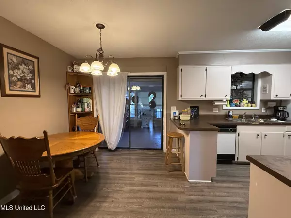 Magee, MS 39111,171 Colonial Circle