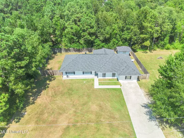106 Piney Ridge Road, Waveland, MS 39576