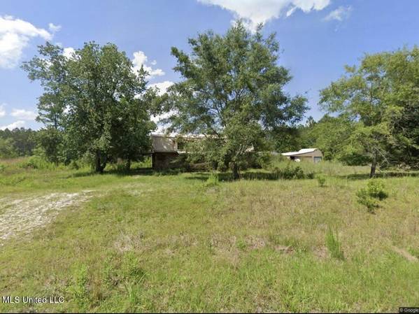 18204 S Gaylord Road, Saucier, MS 39574