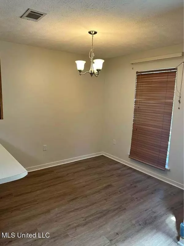 Pearl, MS 39208,512 Flynn Court