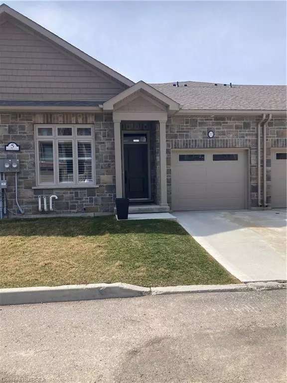 Port Dover, ON N0A 1N7,5 Old Hamilton Road #22