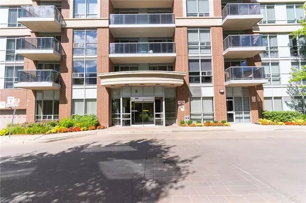 Etobicoke, ON M9A 0A3,5 Michael Power Place #1504