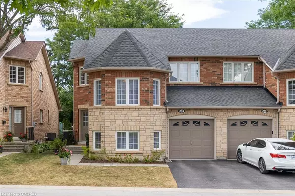 Oakville, ON L6K 3Y2,223 Rebecca Street #45