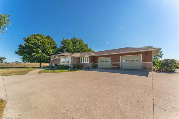 Kincardine Twp, ON N2Z 2X6,1401 Concession 9