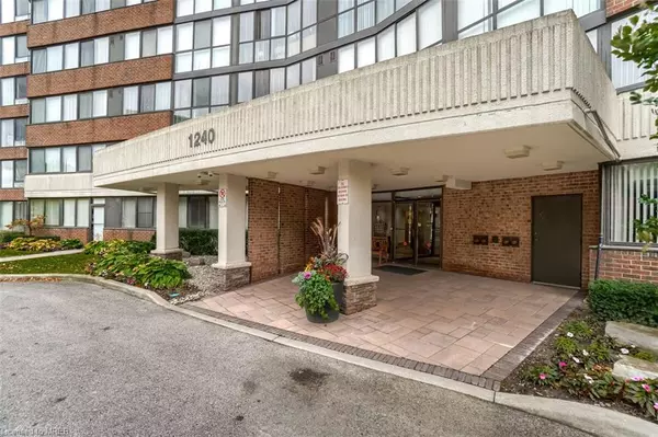 Oakville, ON L6H 3K7,1240 Marlborough Court #503