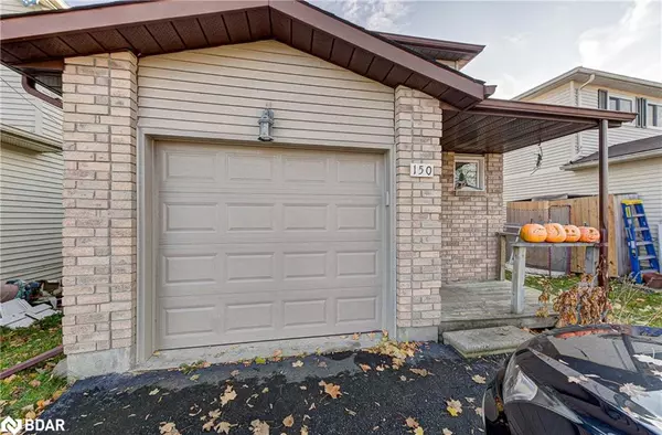 Barrie, ON L4N 5X5,150 Lillian Crescent