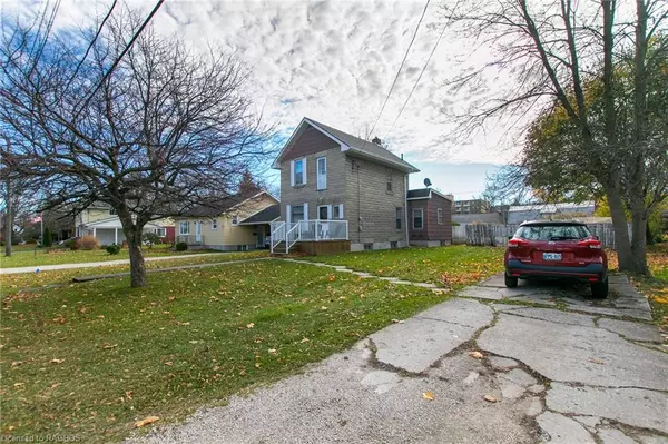 Owen Sound, ON N4K 3T4,819 11th Street W