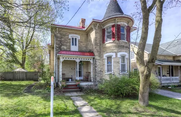 Mount Forest, ON N0G 2L3,116 Queen Street W