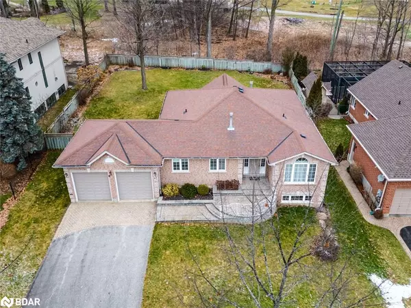 Barrie, ON L4M 6M6,82 Brown Wood Drive