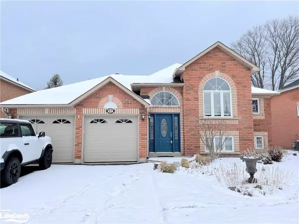 12 Briarwood Place, Wasaga Beach, ON L9Z 1P2