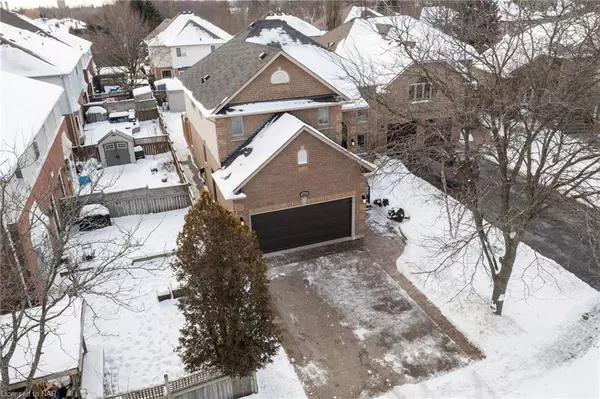 Waterdown, ON L0R 2H3,203 Fellowes Crescent