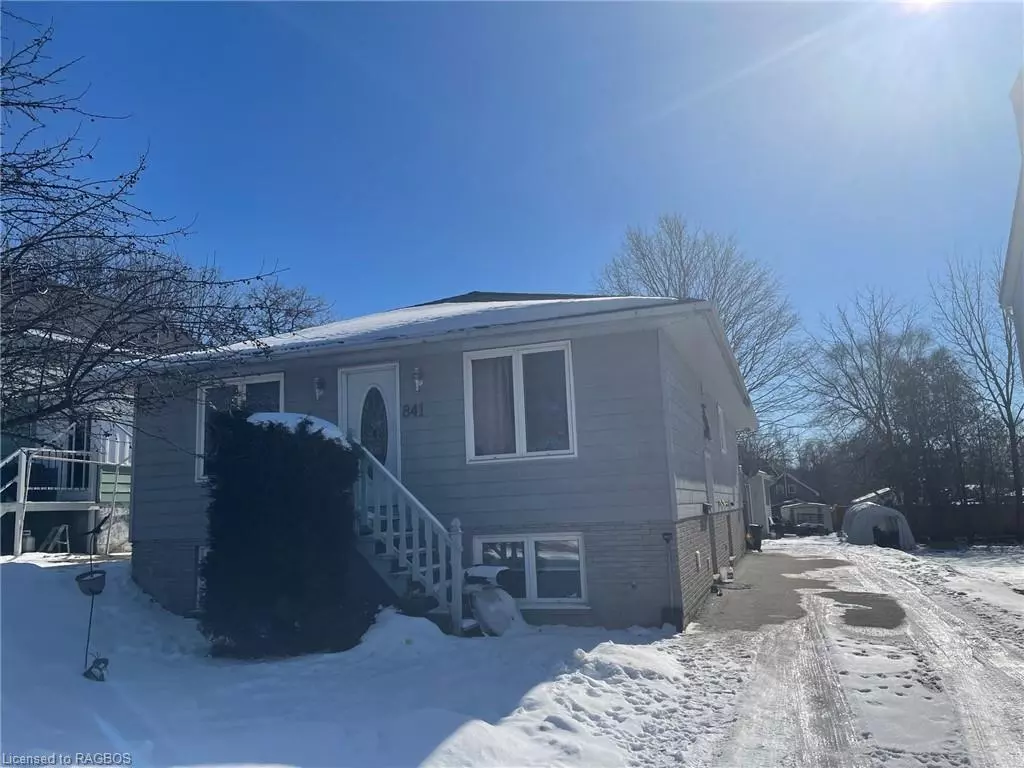 Owen Sound, ON N4K 1R9,841 9th Street A