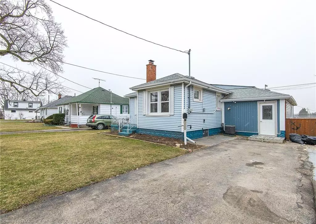 Port Colborne, ON L3K 5G1,85 Oakwood Street