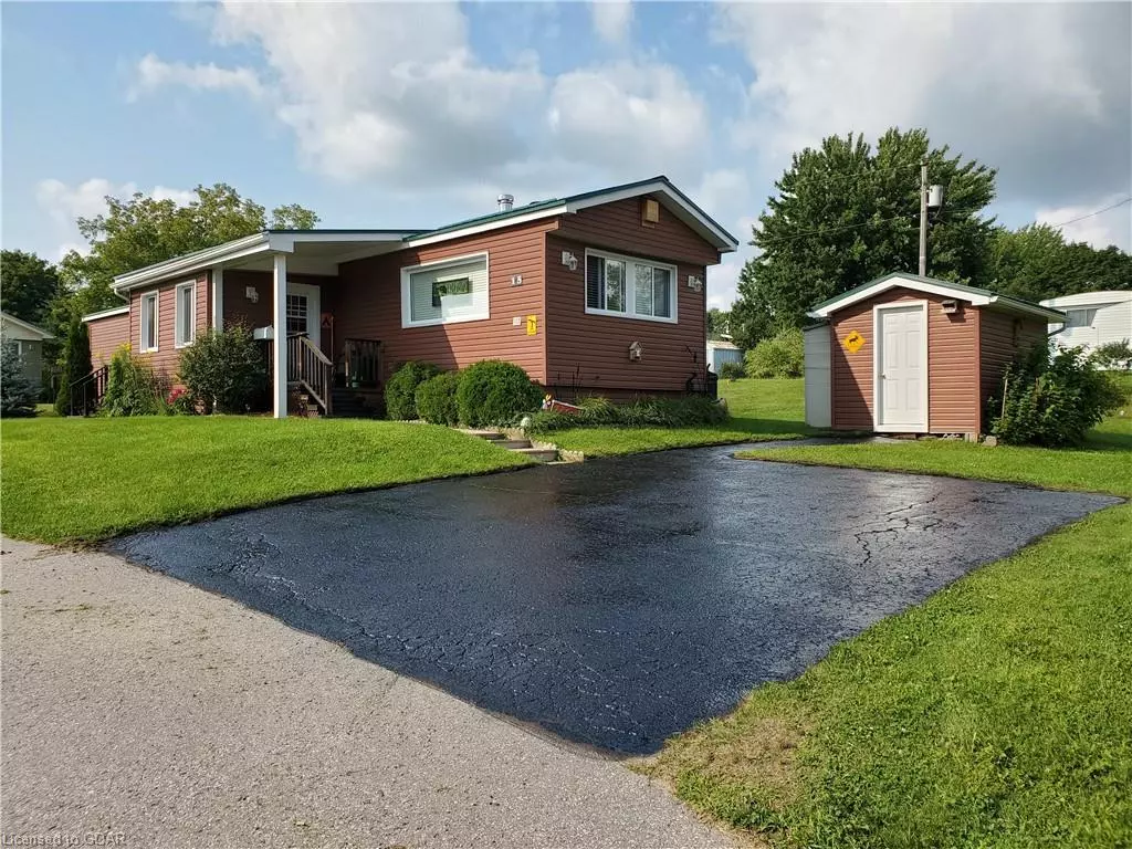 Oro-medonte, ON L3V 0P9,15 Claremont Crescent