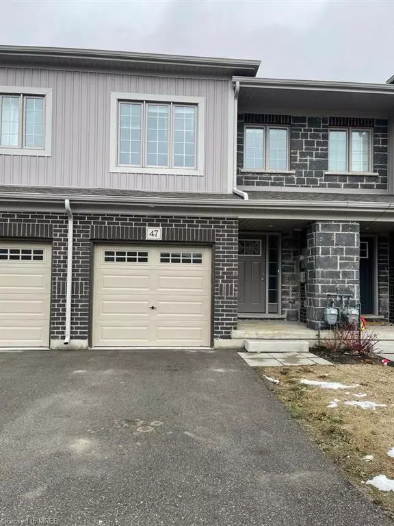 Cambridge, ON N1S 0B6,135 Hardcastle Drive #47