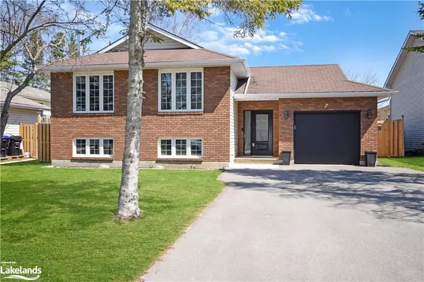 Wasaga Beach, ON L9Z 1G3,7 Innisbrook Drive