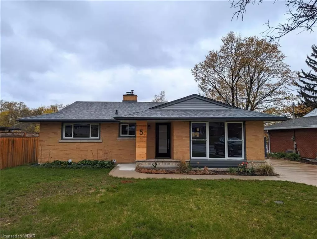 Waterloo, ON N2J 2E5,5 Cardinal Crescent N