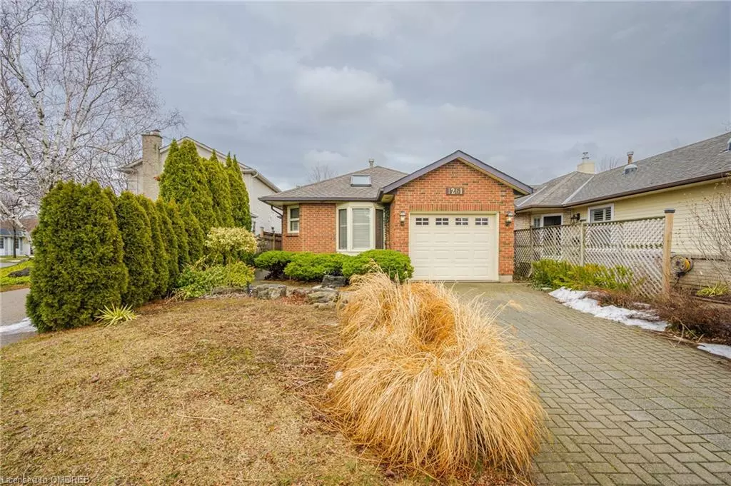 Burlington, ON L7S 2A9,1261 Nathaniel Crescent