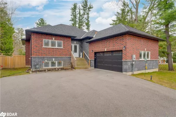 Springwater, ON L9X 1E9,3927 Horseshoe Valley Road W