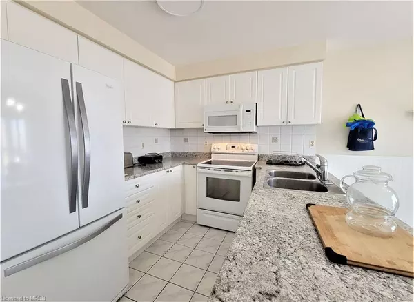 Brampton, ON L6X 4K4,33 Summerfield Crescent