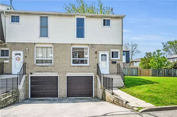 Hamilton, ON L8W 1N2,1338 Upper Gage Avenue #17