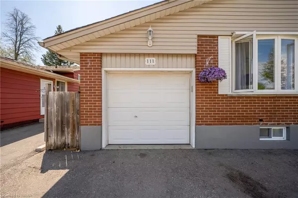 Kitchener, ON N2N 1H5,111 Silver Aspen Crescent