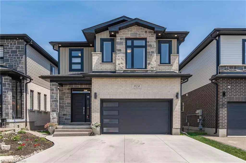 Kitchener, ON N2R 0P4,928 Chapel Hill Court