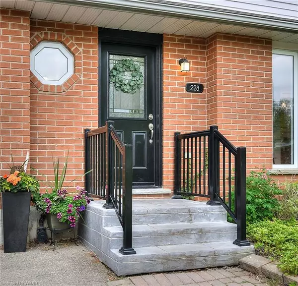 Kitchener, ON N2E 3K8,228 Erinbrook Drive