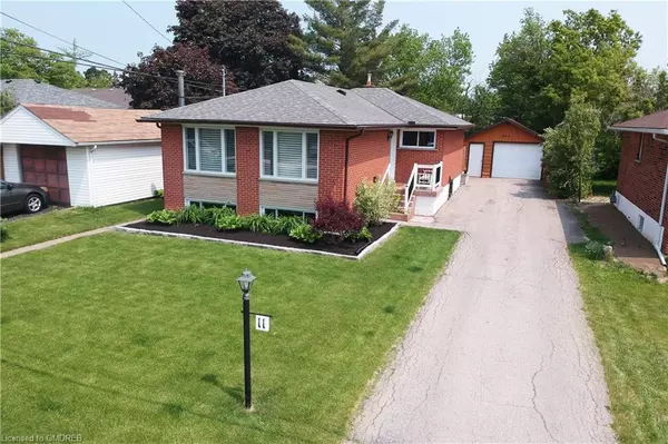 Hamilton, ON L9A 3G9,11 Hoover Crescent