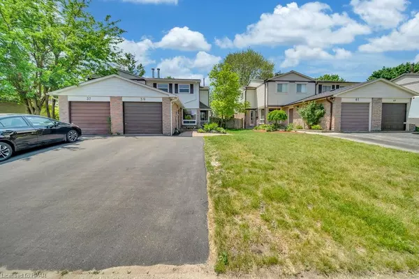 Kitchener, ON N2P 1S2,39 Pathfinder Crescent