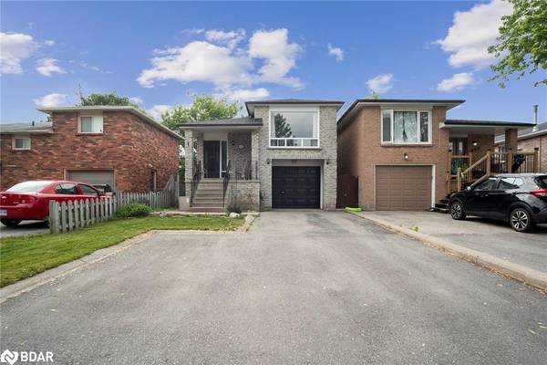 Bradford West Gwillimbury, ON L3Z 2X3,407 Parkwood Avenue