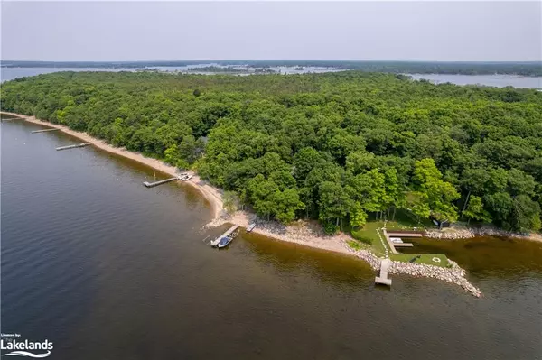 Honey Harbour, ON P0E 1E0,1694 Is 404/Quarry Island