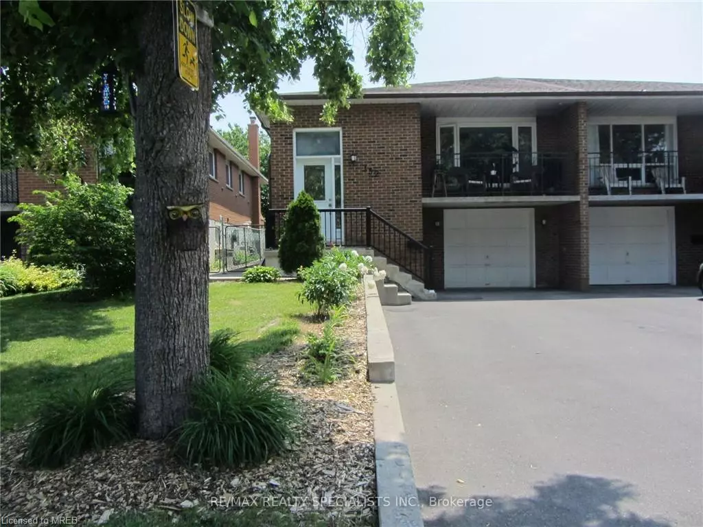 Brampton, ON L6S 3M8,132 Jade Crescent