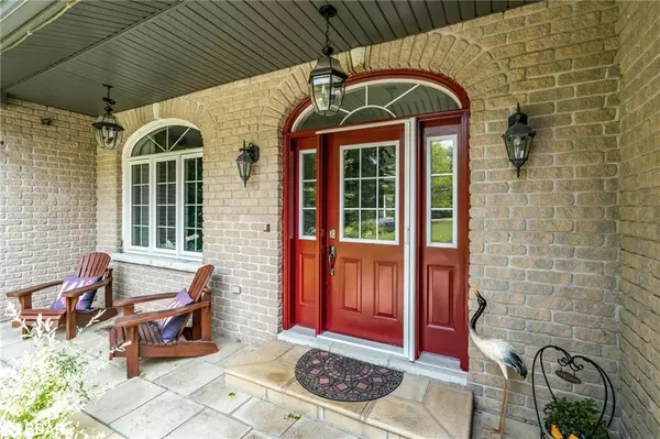 Springwater, ON L9X 0T9,13 Glenhuron Drive