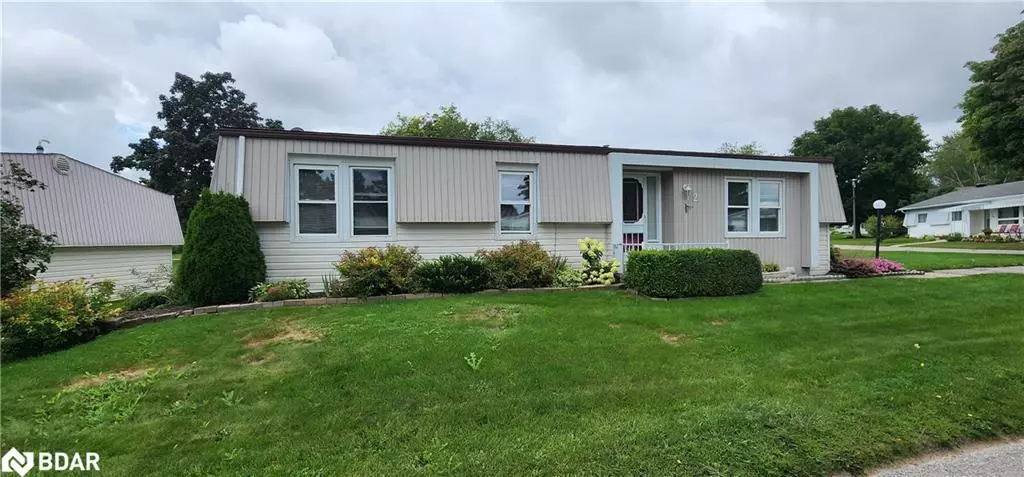 Innisfil, ON L9S 1P8,2 Corner Brook Trail