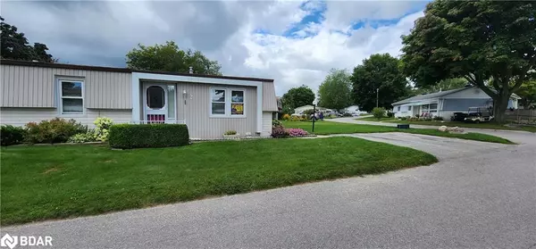 Innisfil, ON L9S 1P8,2 Corner Brook Trail