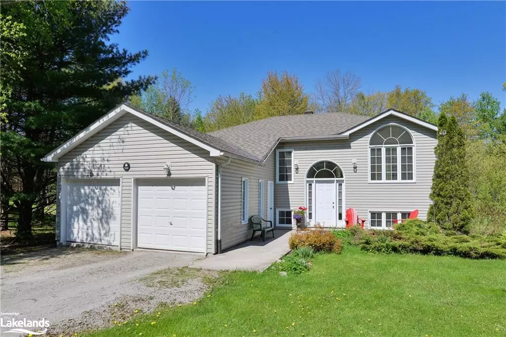 Washago, ON L0K 2B0,7939 Parklane Crescent