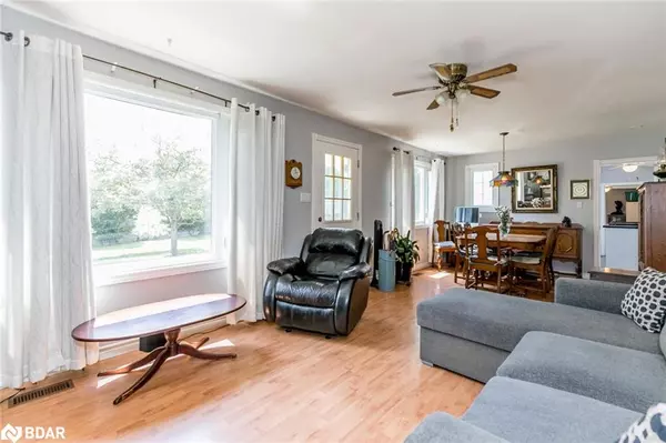Collingwood, ON L9Y 0X2,9496 Beachwood Road