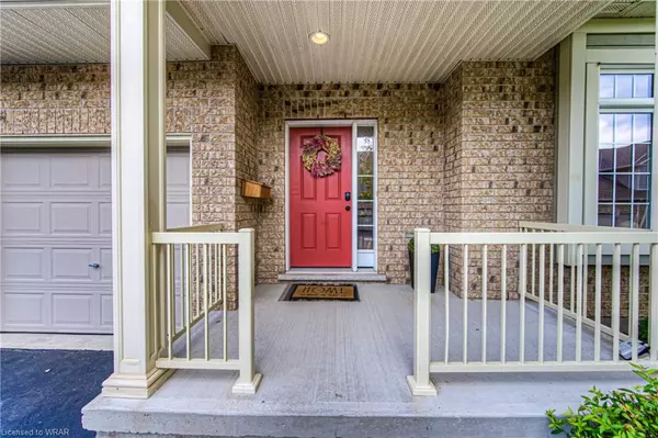 Kitchener, ON N2A 4N4,50 Bryan Court #33