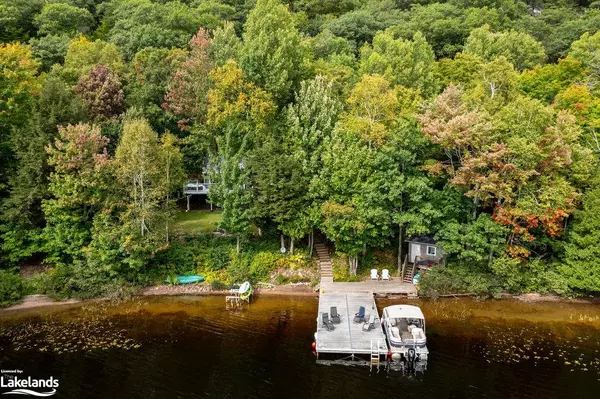 Lake Of Bays, ON P0B 1A0,1053 Nortons Lane