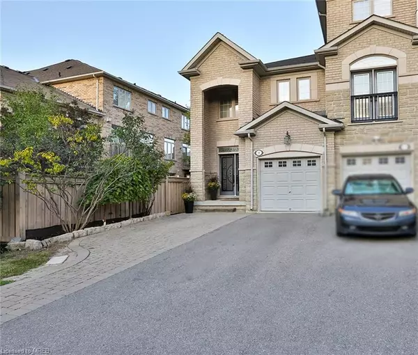 Vaughan, ON L6A 4C6,9 White Spruce Crescent