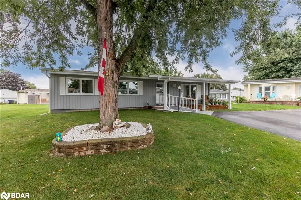 Innisfil, ON L9S 1R9,9 Gander Cove Court