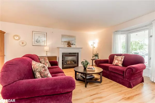 Innisfil, ON L9S 1R9,9 Gander Cove Court