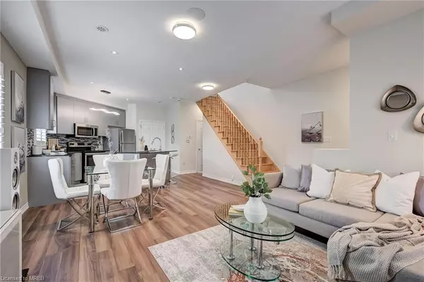 Whitby, ON L1N 0L3,1060 St. Hilda's Way #8