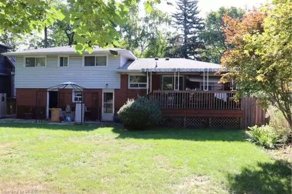 Oakville, ON L6L 1V2,2457 Hixon Street